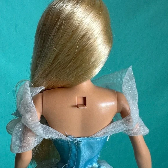 Sleeping beauty Barbie 1998 - Picture 13 of 17